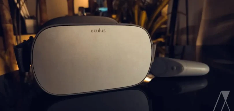 An Oculus headset on a studio desk, a key tool used by Primarc Studio for implementing virtual reality in architecture.